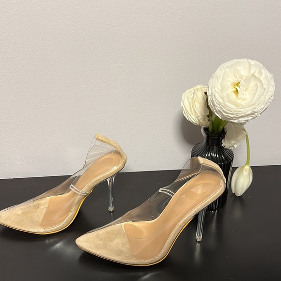 Clear heels, used once, size US 5.5 - Picture 2 of 9